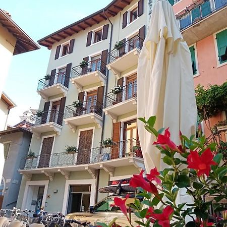Bed and Breakfast Casa Nataly Torbole Sul Garda Exterior foto