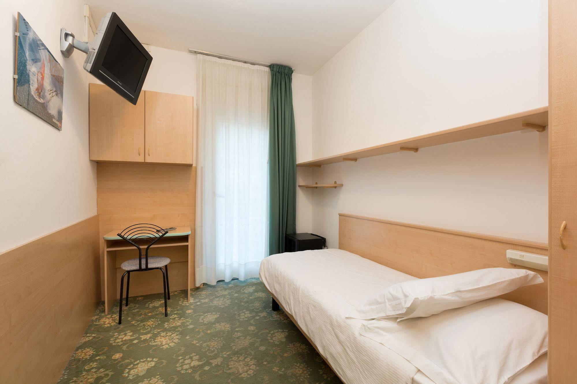 Bed and Breakfast Casa Nataly Torbole Sul Garda Exterior foto