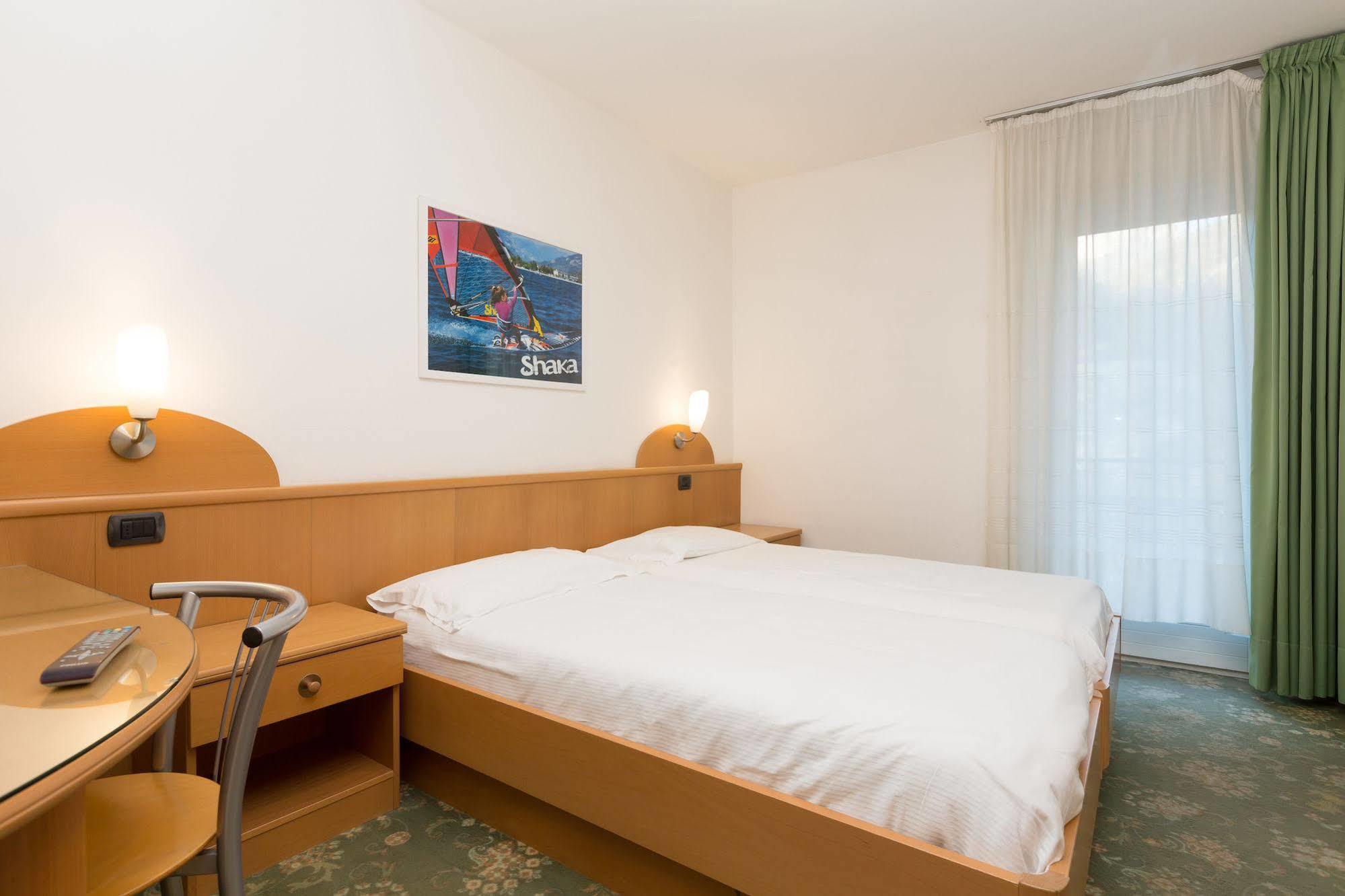 Bed and Breakfast Casa Nataly Torbole Sul Garda Exterior foto