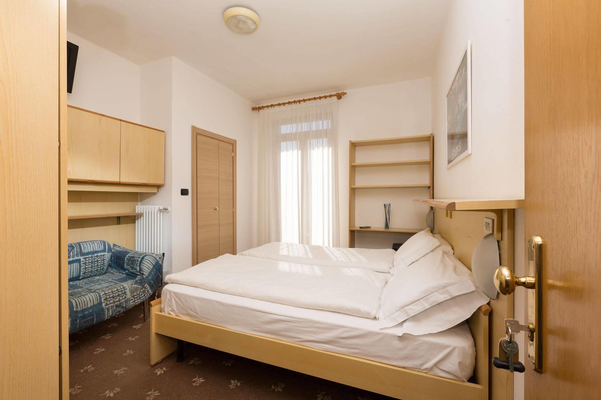 Bed and Breakfast Casa Nataly Torbole Sul Garda Exterior foto