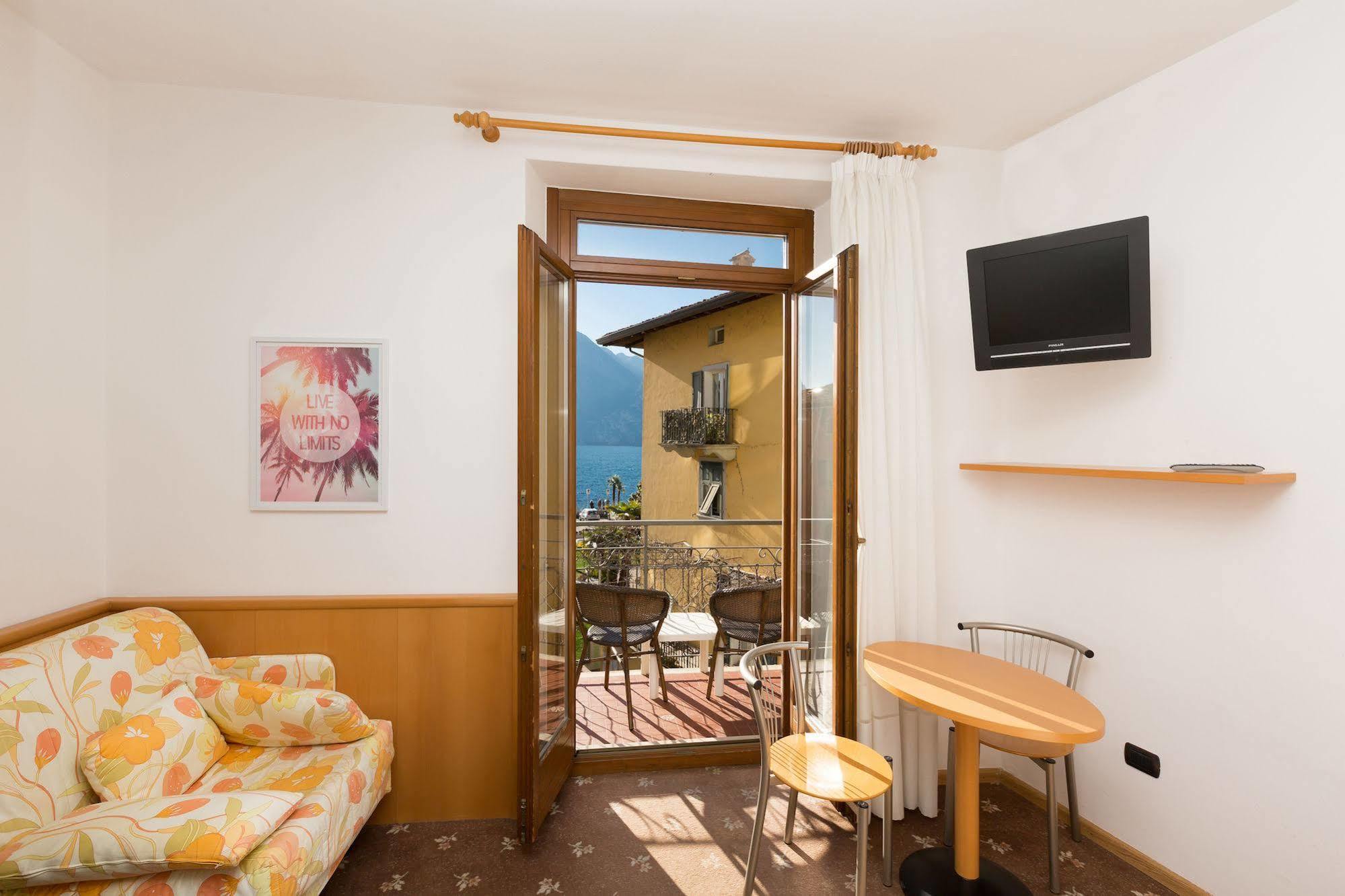 Bed and Breakfast Casa Nataly Torbole Sul Garda Exterior foto