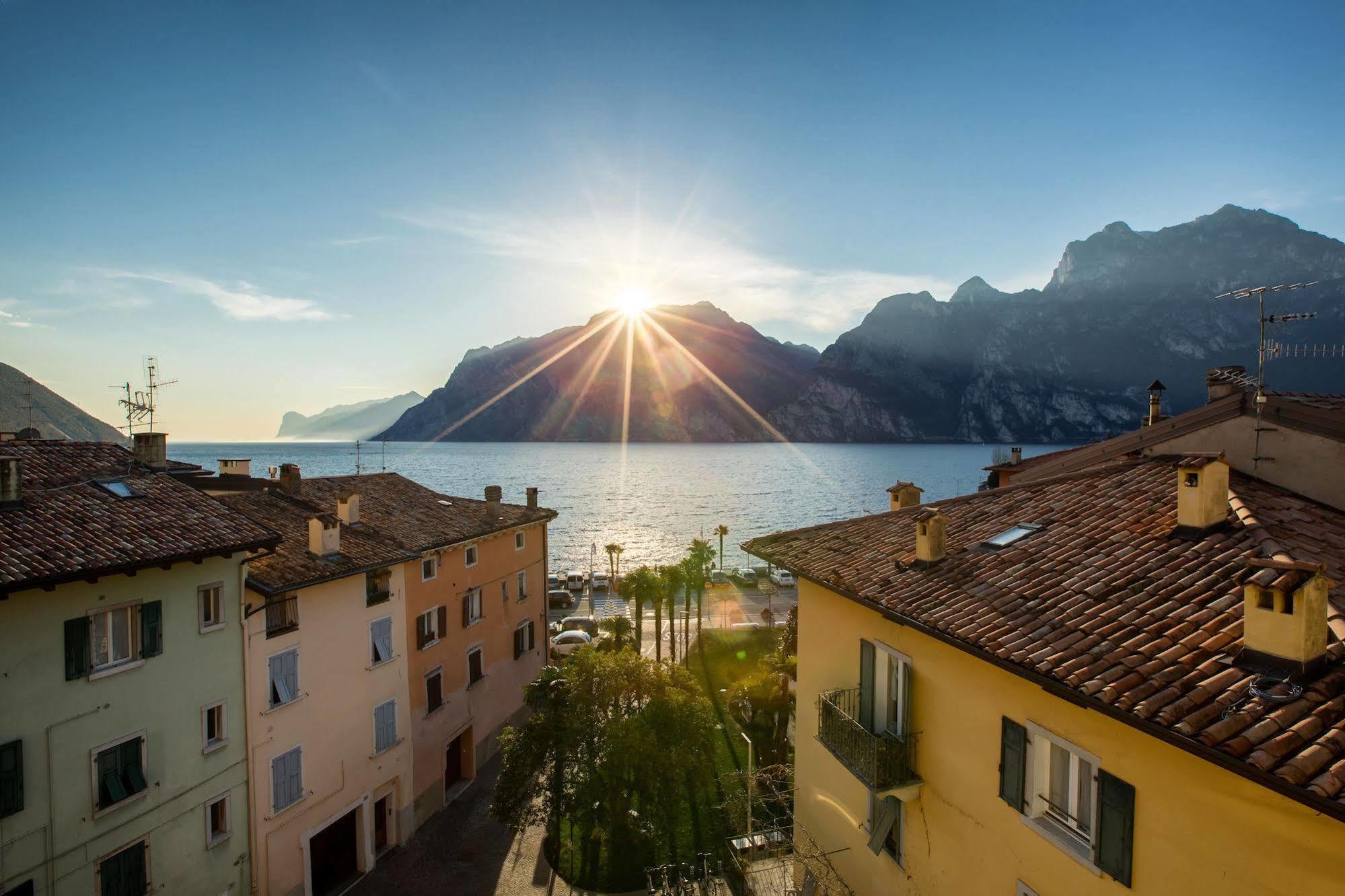 Bed and Breakfast Casa Nataly Torbole Sul Garda Exterior foto